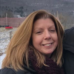 Meet your Posher, Valerie